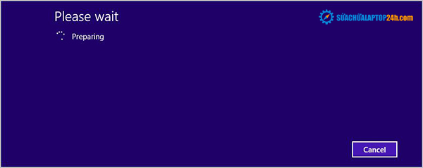 Đợi màn hình khởi chạy chương trình